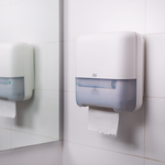 Tork Despachador Toalla en Rollo Matic Blanco 1 Pz